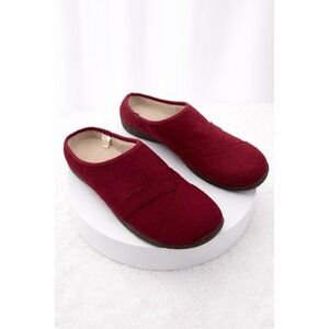 L.L. Bean Slippers Womens Size 11 Red Slip On Wool Mules  Scuffs Cozy Warm